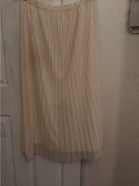 LC Lauren Conrad Pleated Cream Midi Skirt